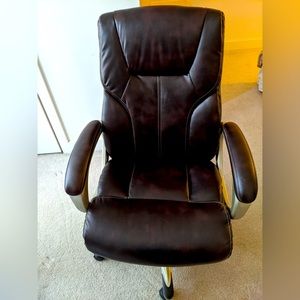 Big and Tall Brown Faux Leather Office Chair - never used!!